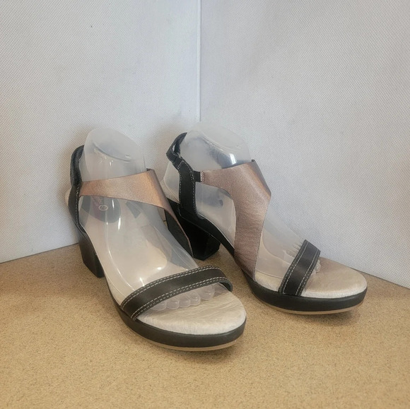 JAMBU MEDIUM HEEL SANDALS (sz 11) - Picture 4 of 6